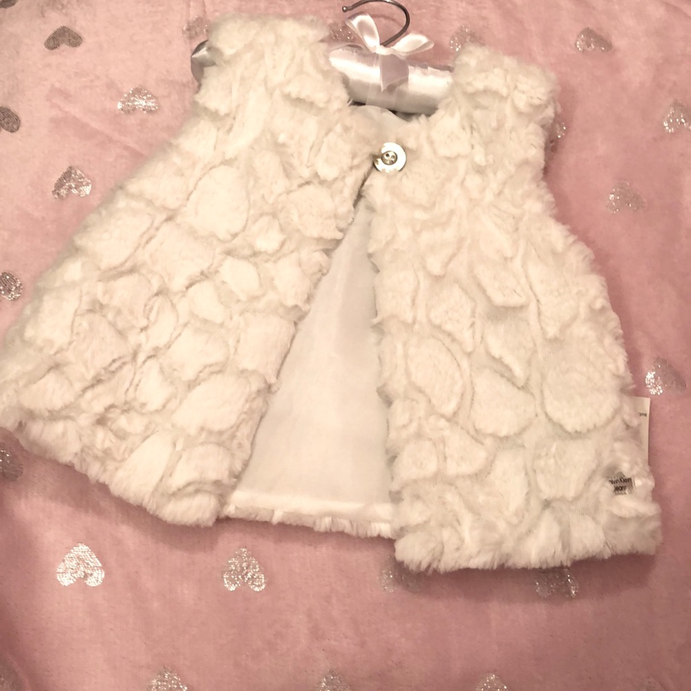 Faux fur girls vest